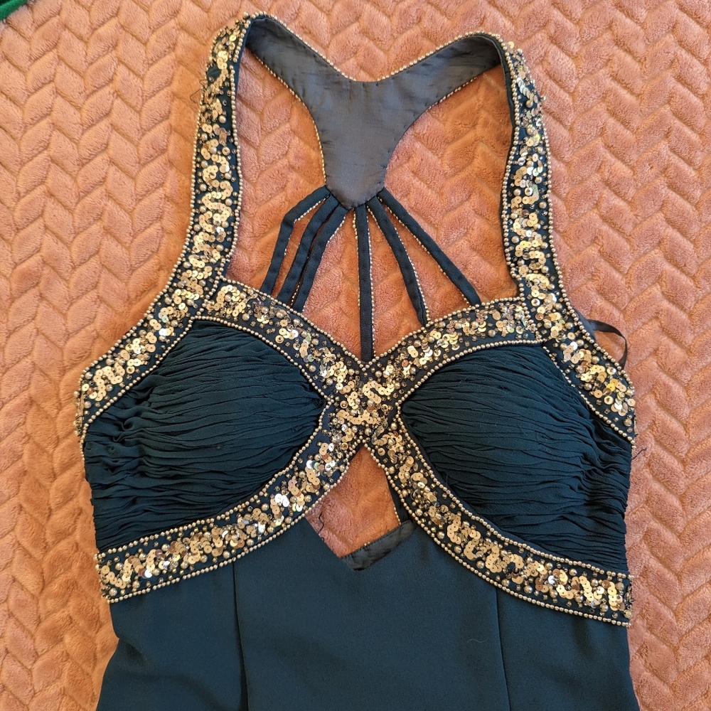 Elegant evening gown in teal